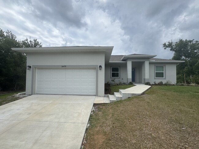 Building Photo - 16475 Mc Laury Ave