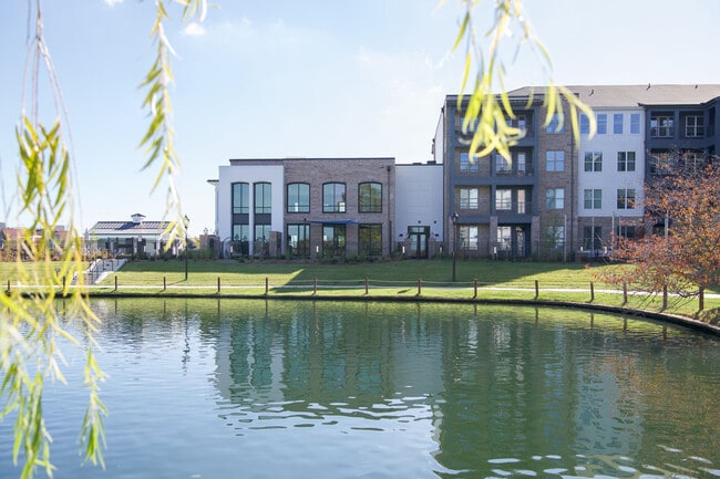 Photo - NOVEL University Place by Crescent Communities
