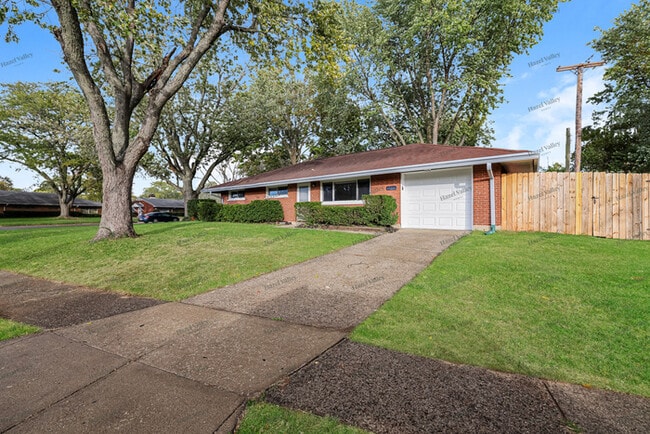 Photo - 4500 Henrich Dr