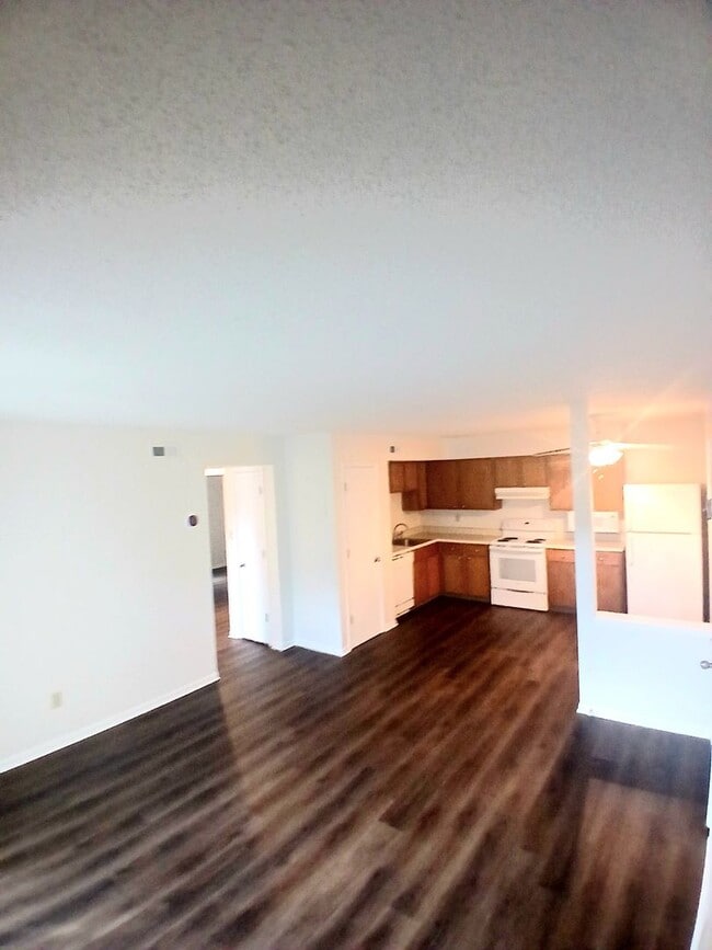 Photo - Heatherbrook