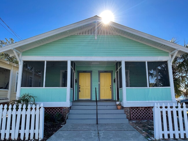 1807-1809 E 4th Ave - The Casitas & Lofts at Casa Ybor