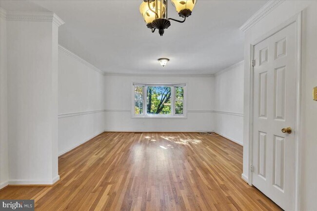 Photo - 1901 N Adams St