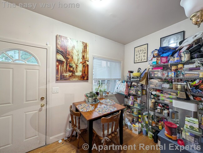 Photo - 14 Chandler St Unit #1