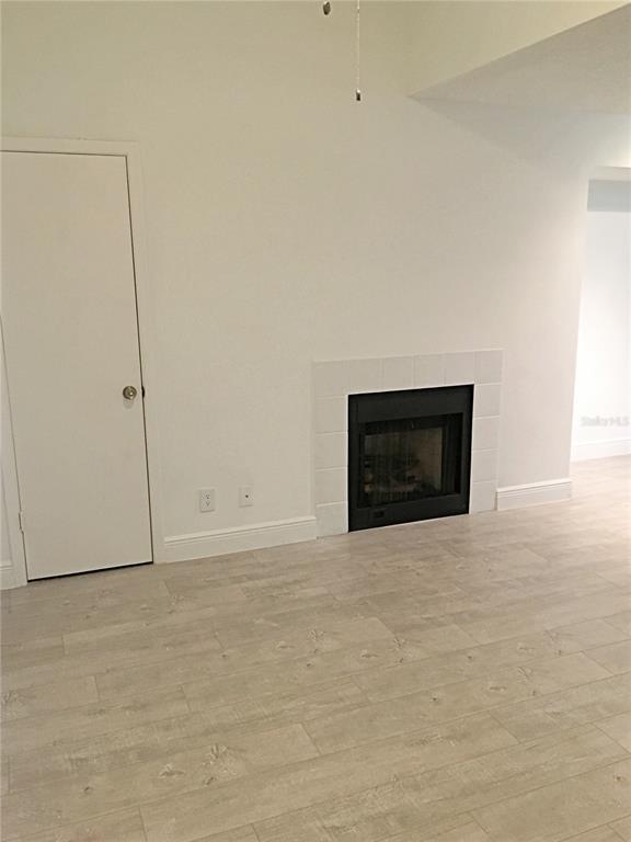 Photo - 375 Lake Ontario Ct Unit 301