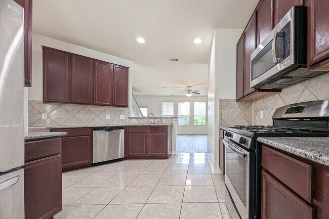 Photo - 10914 Chestnut Path Way