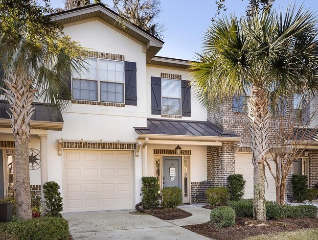Photo - 802 Reserve Ln Townhome