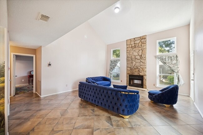 7515 Gold Dust Ln