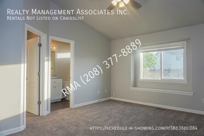 Photo - Amazing 3 Bedroom Home in East Nampa