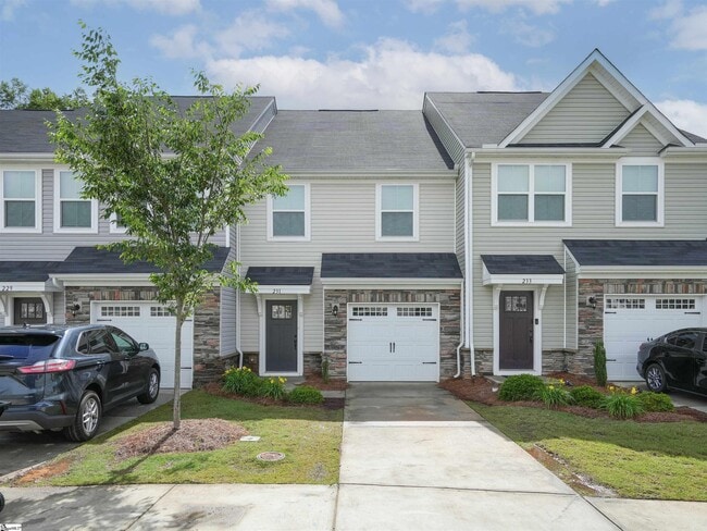 Photo - 231 Roudwood Dr Townhome