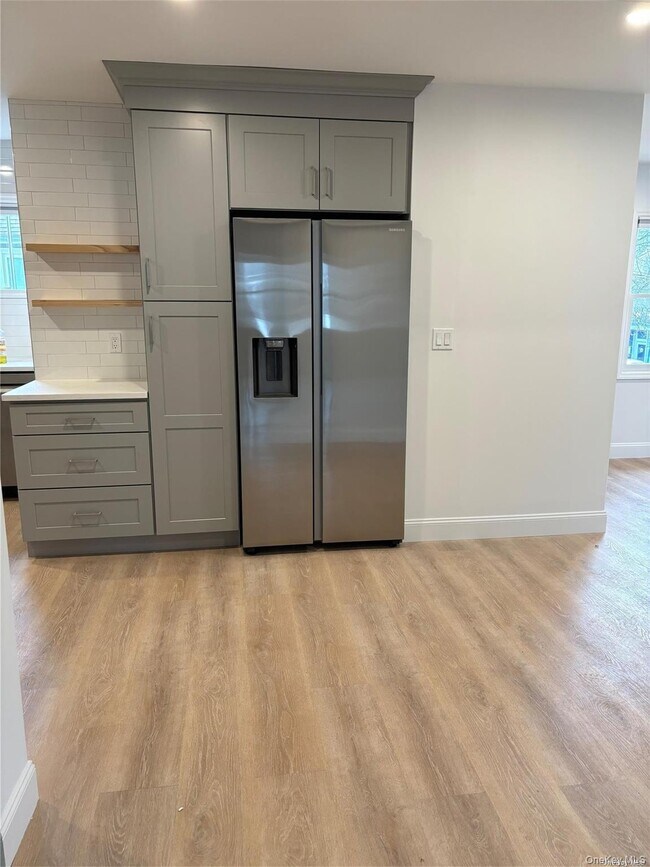 Photo - 1353 Old Northern Blvd