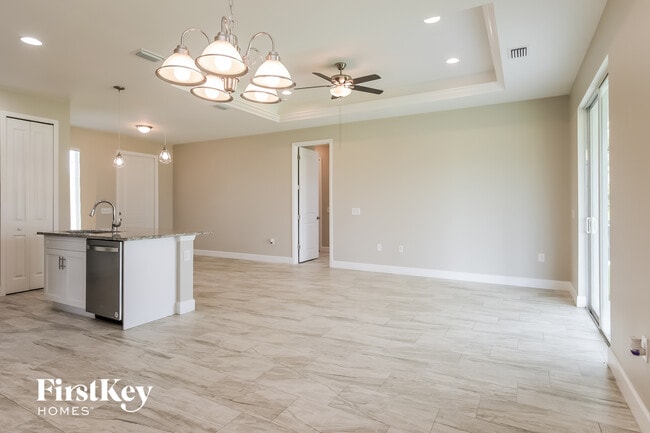 Photo - 1511 Terry Ave S