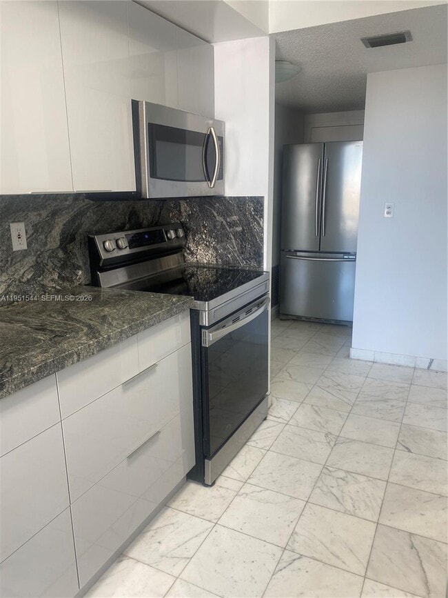 Photo - 230 174th St Unit 1206