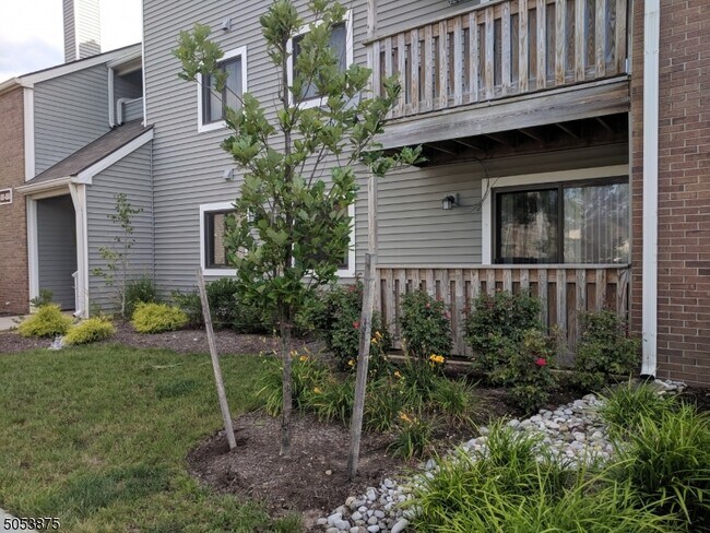 4805 Ravens Crest Dr Unit 4805