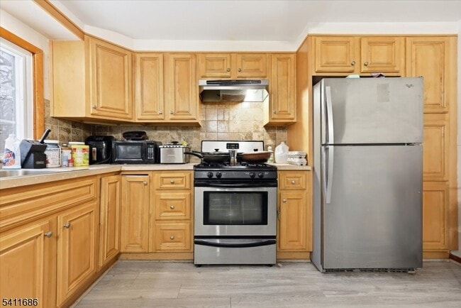 Photo - 42 Bergen Blvd