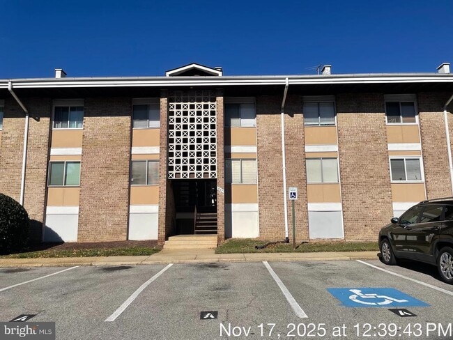 Building Photo - 545 Wilson Bridge Dr Unit A-1