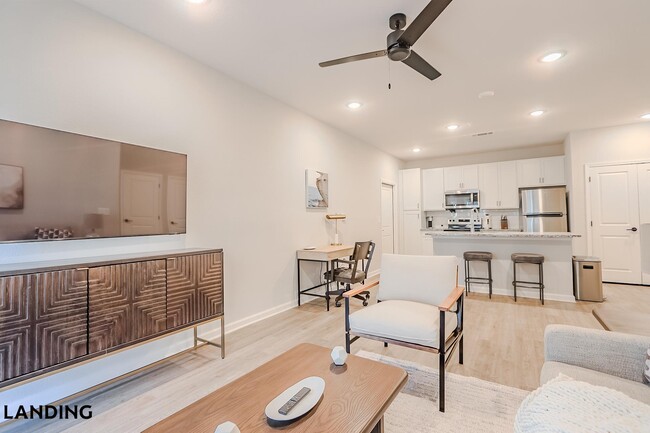 Photo - 1650 Harris Hill Rd Unidad 05-5307