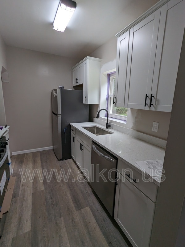 Photo - 998 Clifton Rd