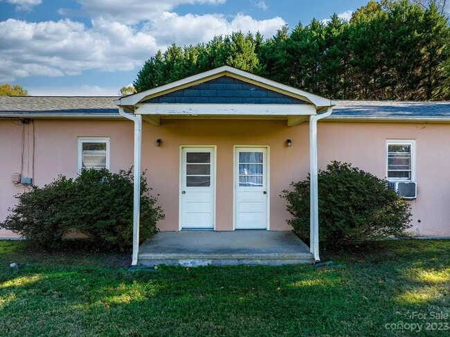 Building Photo - 4823 Calico Rd Rental