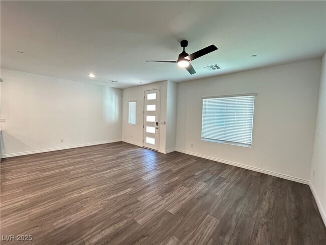 Photo - 600 N Carriage Hill Dr