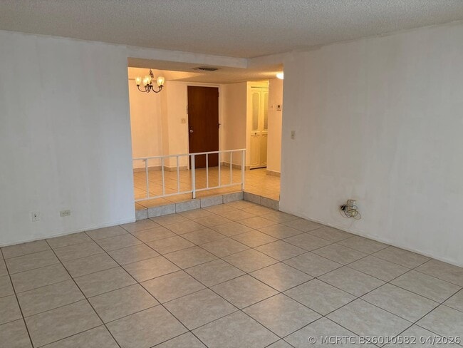 Photo - 3650 Inverrary Dr Unit 1k
