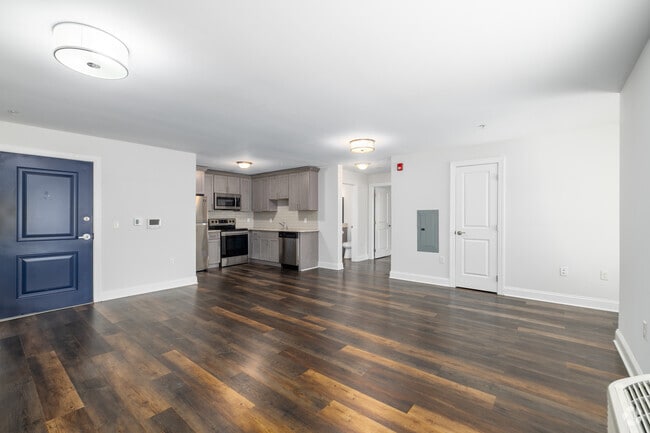 1BR, 1BA - 800SF - Living Room