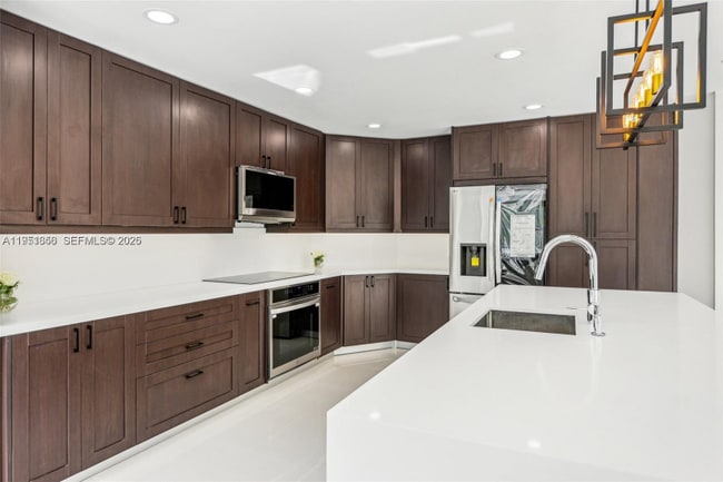 Photo - 20160 NW 9th Dr