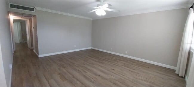 Photo - 1811 Bedford Ln Unidad 157