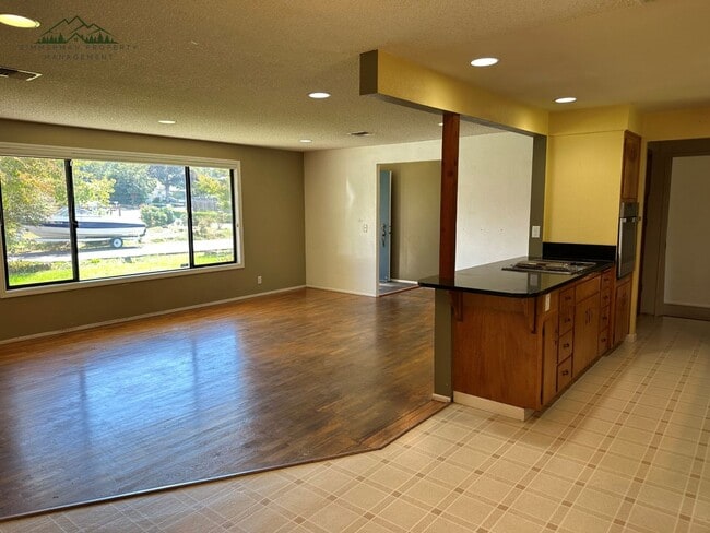 Photo - 4 Bedroom Home in Hayden Bridge Area w/ La...