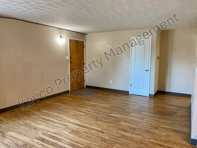 Photo - 1009 McHugh St Unit 1009 McHugh St  3