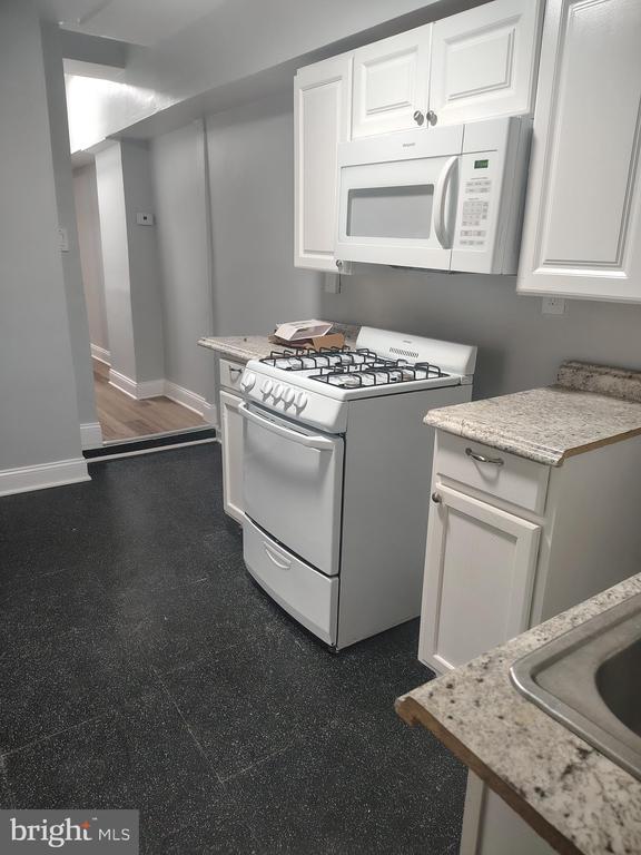 Photo - 1114 N Bond St