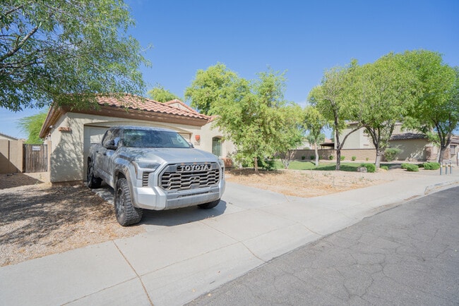 Photo - 9377 W Milkweed Loop