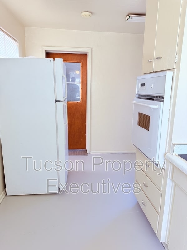 Photo - 3274 E Benson Hwy