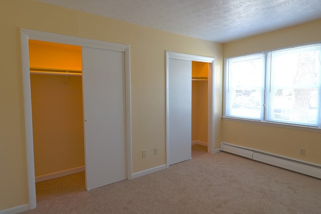 Grove Hill Apartments