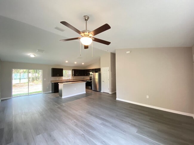 Photo - Custom Home - Desirable SW Dunnellon Neighborhood 3/2/2  Won't Last