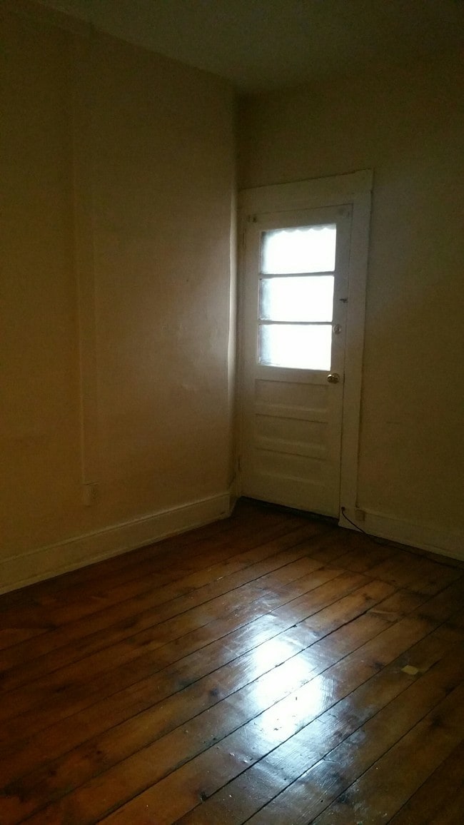 Photo - 44 S Prince St Unit 3