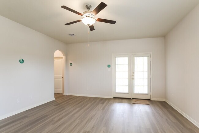 Photo - 10463 Red Cardinal Dr NE