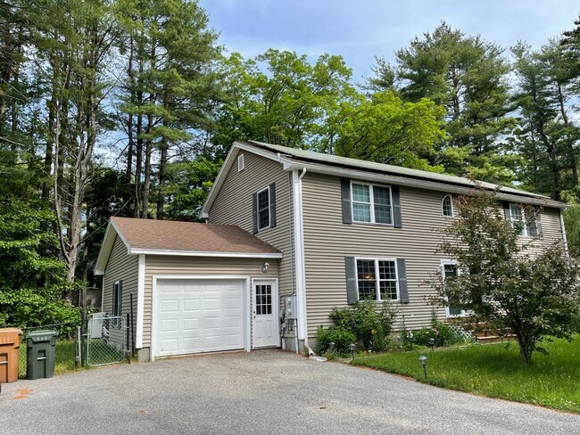 6 Lillian Ave Unit 6A Lillian Ave