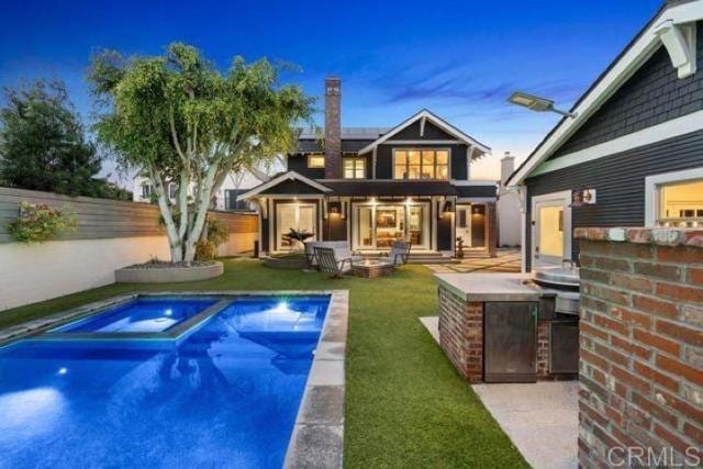 Building Photo - 1027 G Ave