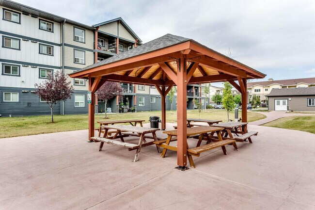 Photo - King's Heights