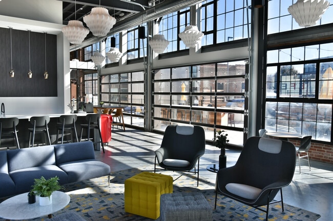 Station House | Near The Loop - Station House | Near The Loop