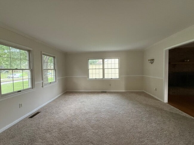 Photo - 2788 Pinewood Dr