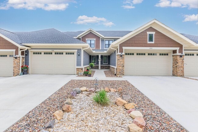 Photo - Devil's Lake Townhomes