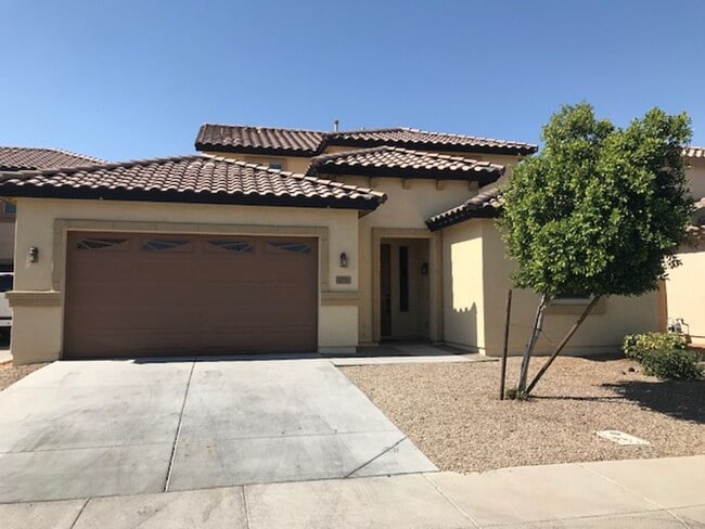 Building Photo - Exquisite Chandler 4 bed 3 bath home with Community Pool!!