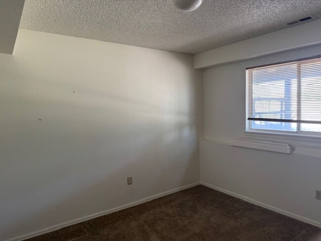 Photo - 1122 Barnes 315-317 Magpie Ln. Unit 315
