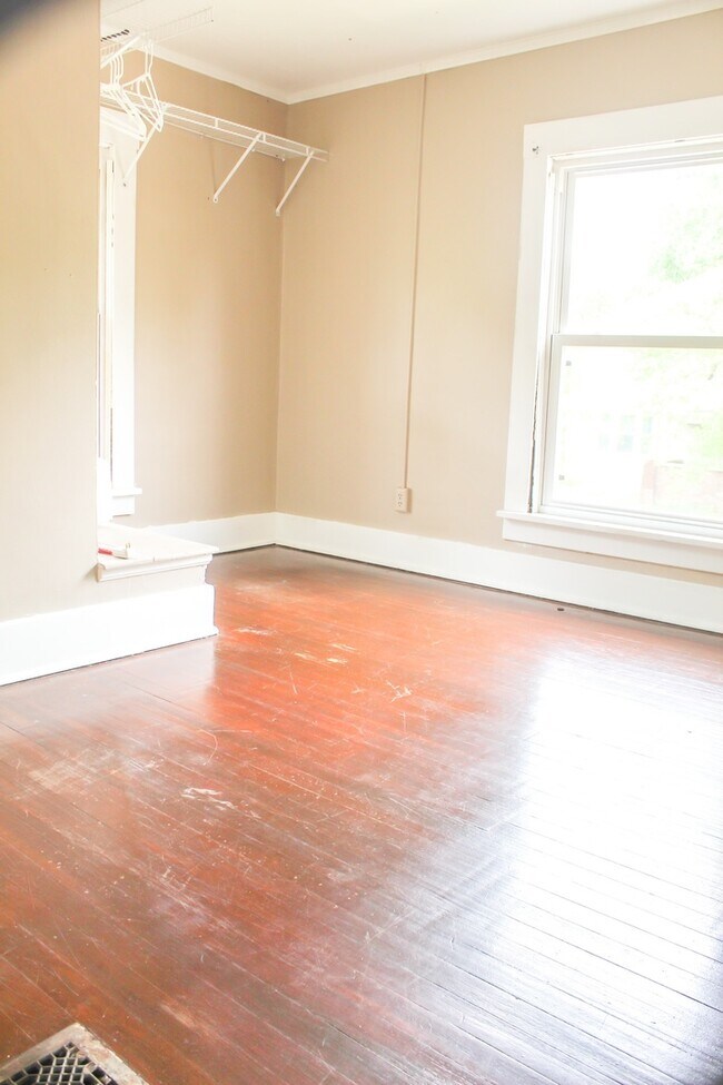 Photo - 437 N Salisbury St Unit 1