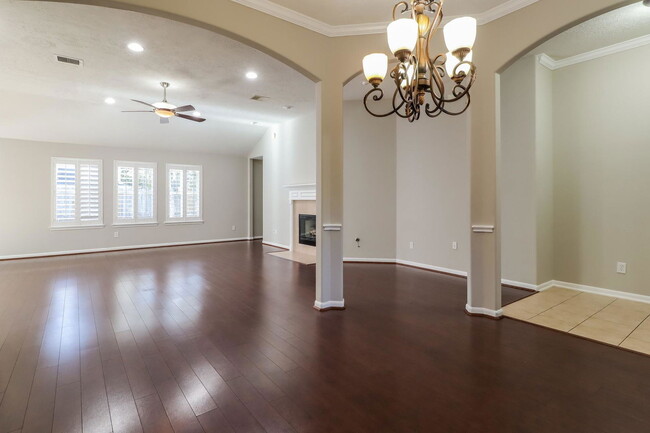 Photo - 27 S Misty Canyon Pl