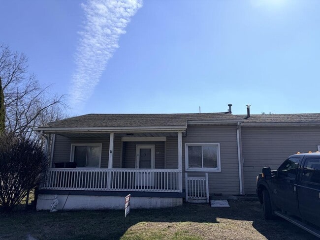 Photo - 3201 Andrew St