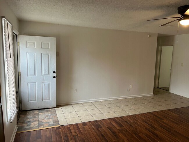 Photo - Beautiful 3bd/2ba home ready to rent