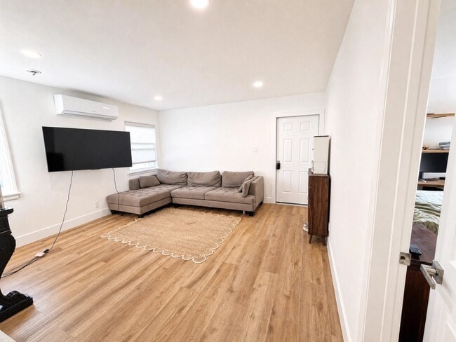 Photo - 6001 Dauphin Ave. Unit 2