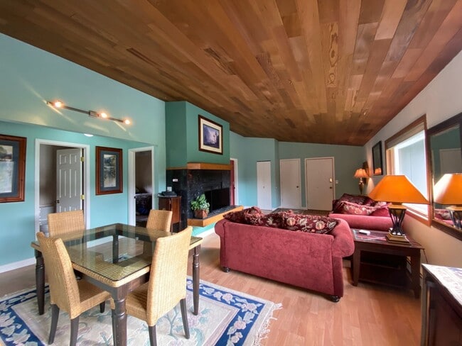 Photo - 342 Chugach Dr Unit 1